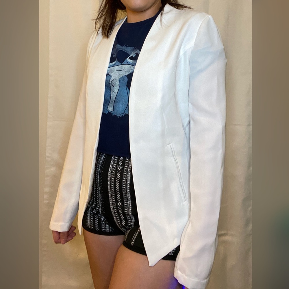 White blazer/coat